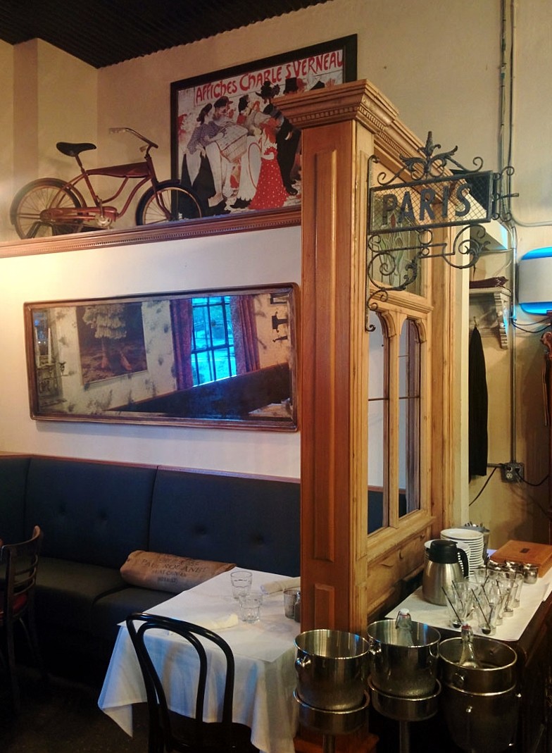 restaurant