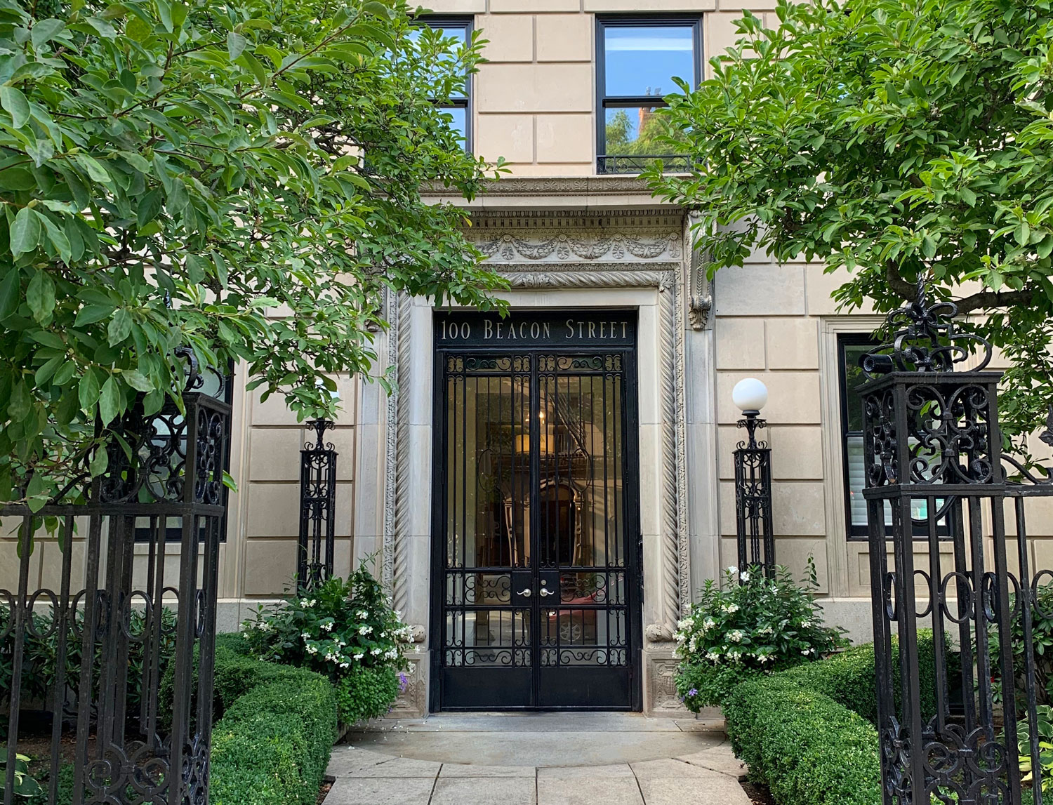 Boston Townhouses in their Summer Finery Part 1 Private Newport