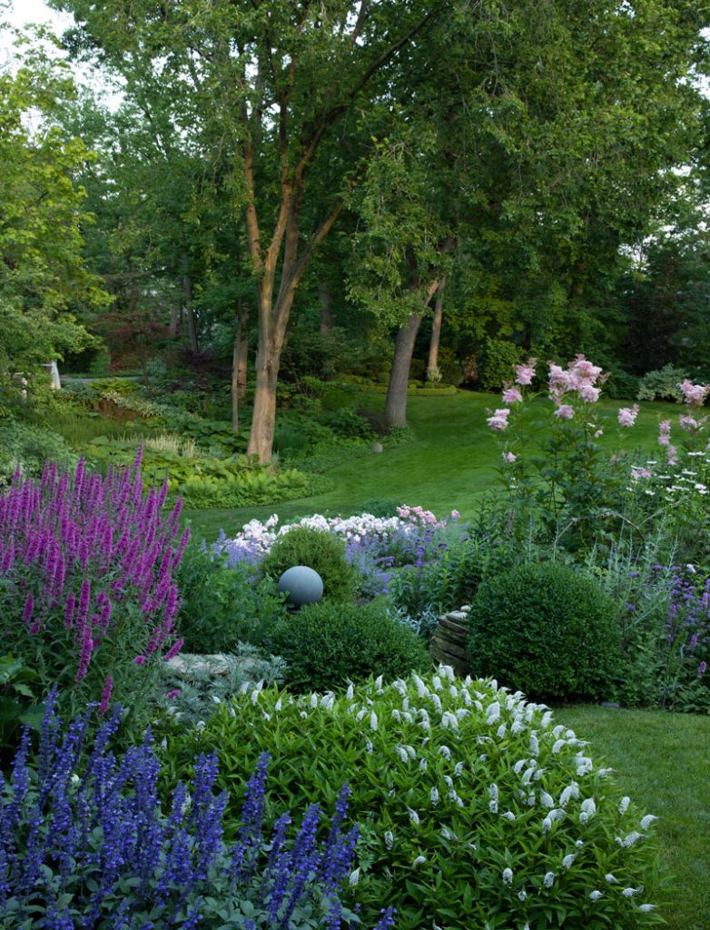 Floral Borders that Inspire | Private Newport