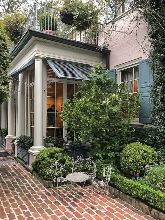 Inspiring Garden Design: A New Orleans Courtyard Garden | Private Newport