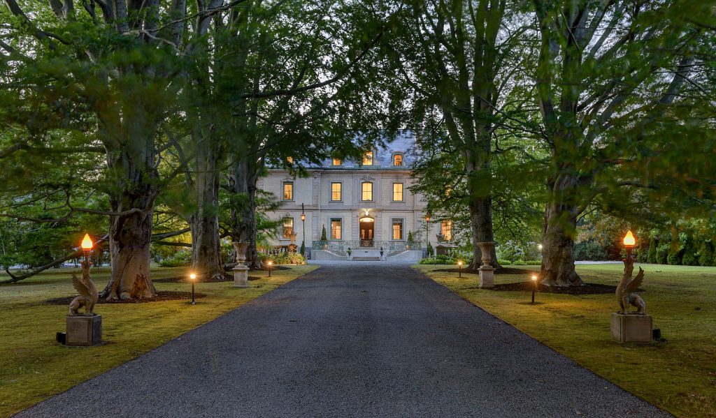 The Orchard, A Notable Newport Estate Private Newport