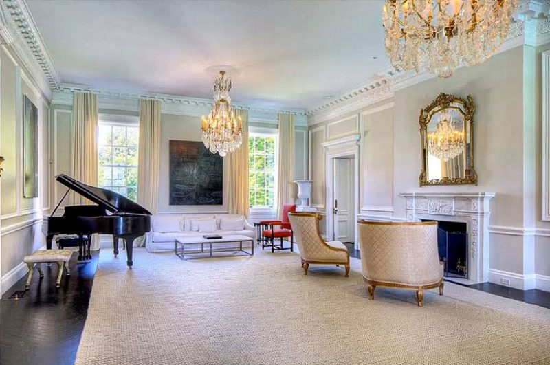 Newport’s Clarendon Court Private Newport