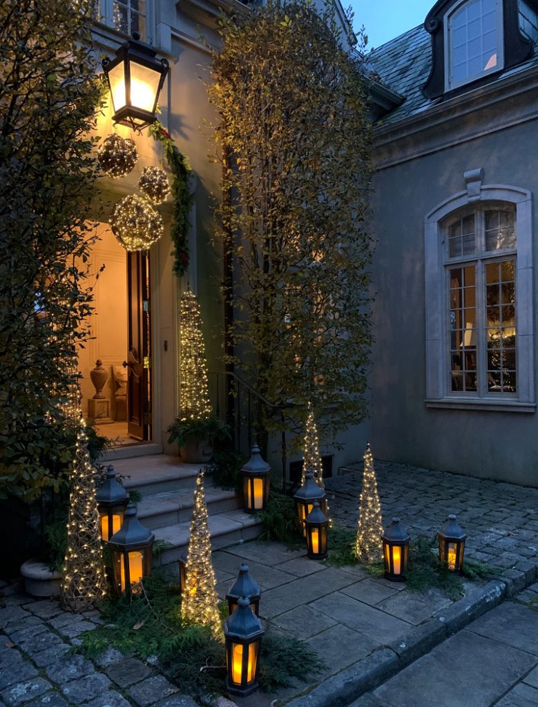 Parterre at Christmas | Private Newport