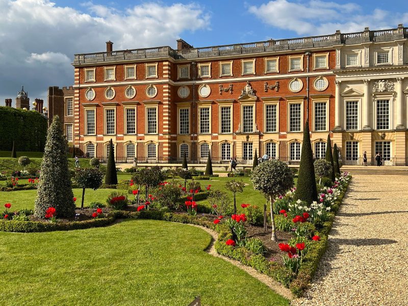 Hampton Court Gardens Private Newport